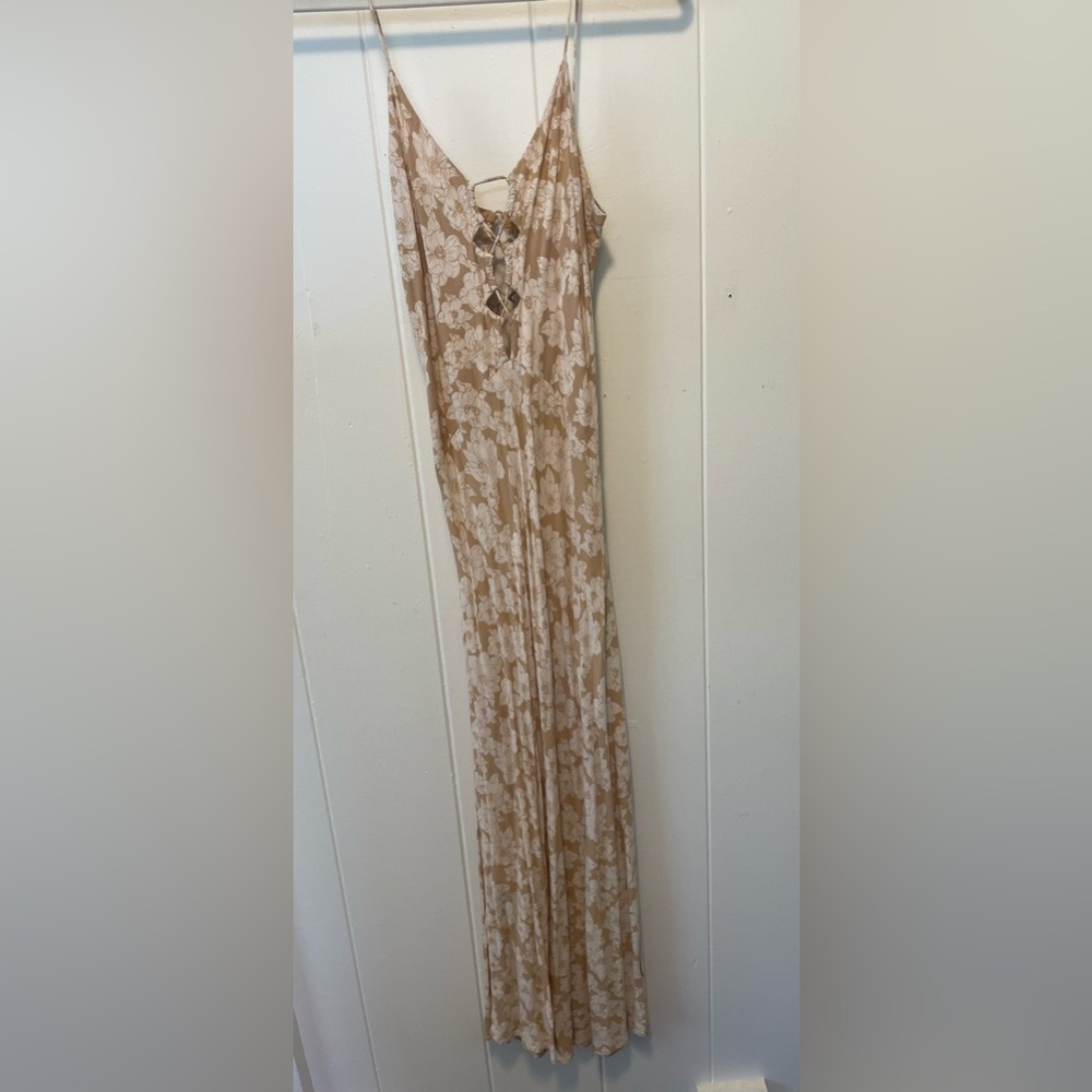 Acacia Brawa floral dress